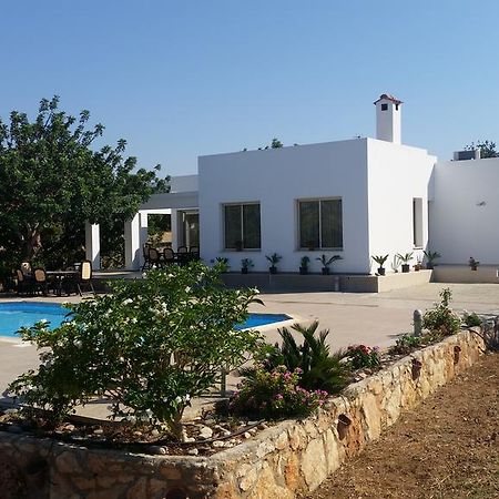 Eliofos Luxury Villa Полис Екстериор снимка